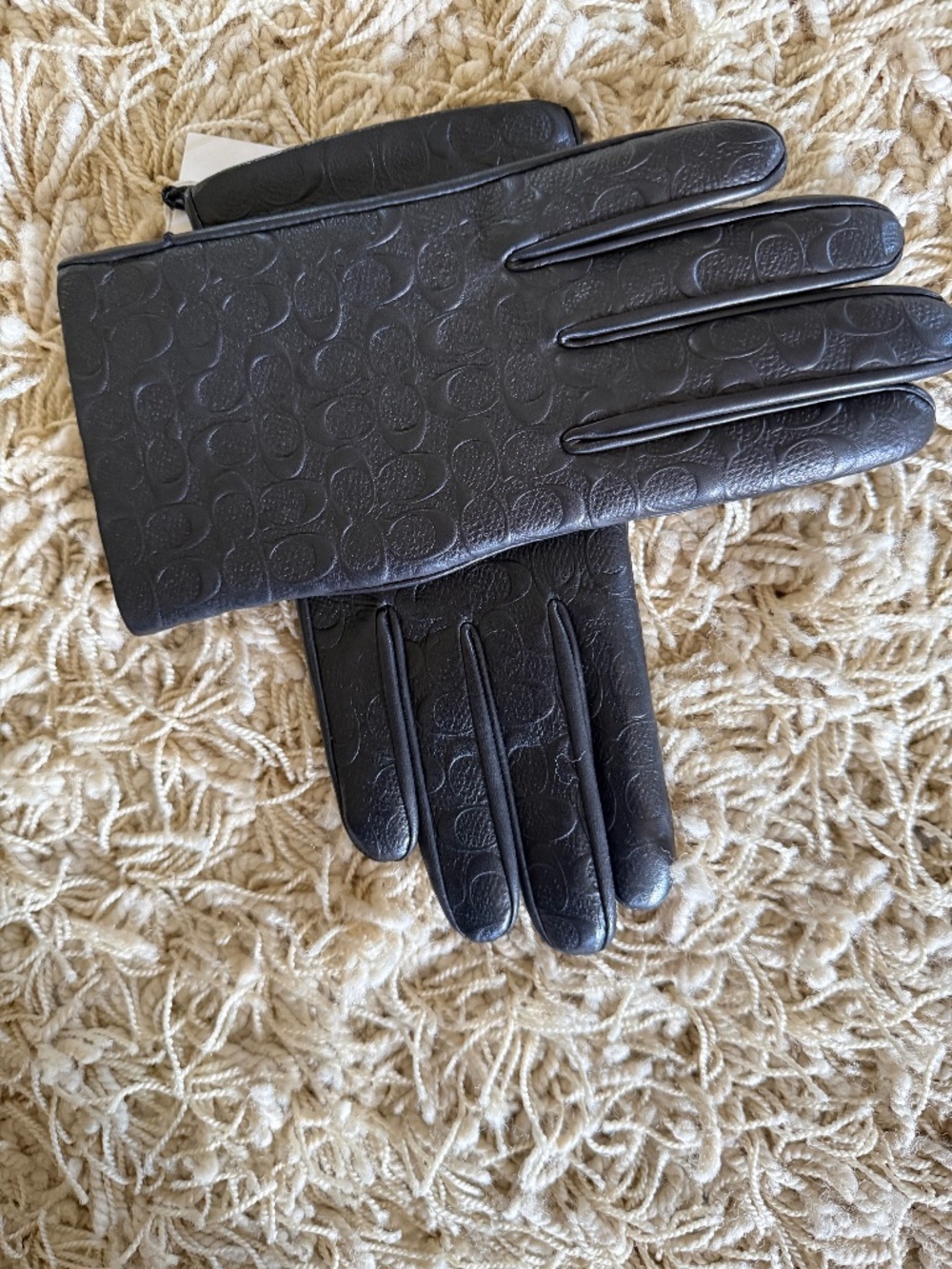 Coach Signature C Logo Embossed Leather Tech Gloves Black Womens Size 7 1/2 NWT